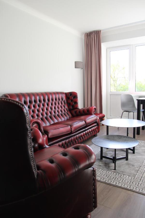 Luxuria Modern Apartments - Self Check-In Шяуляй Екстер'єр фото