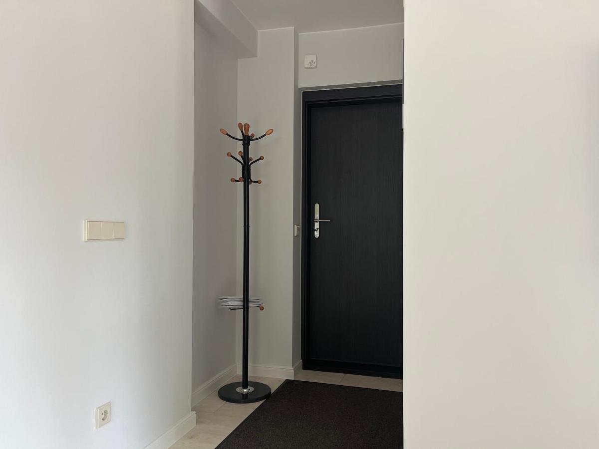 Luxuria Modern Apartments - Self Check-In Шяуляй Екстер'єр фото