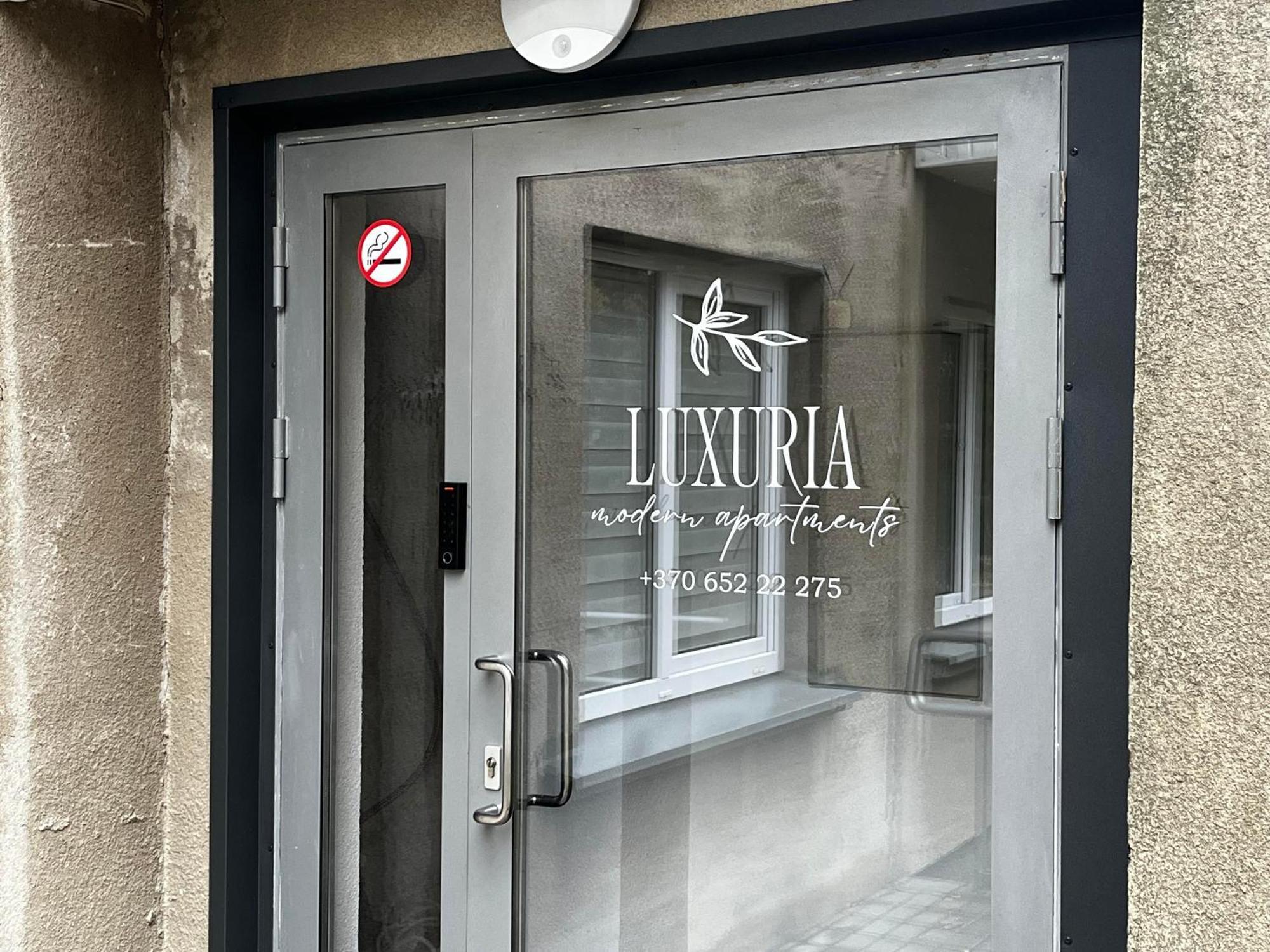 Luxuria Modern Apartments - Self Check-In Шяуляй Екстер'єр фото